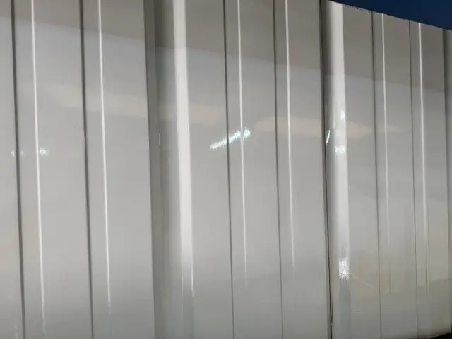 Internal wall cladding after degreasing and cleaning